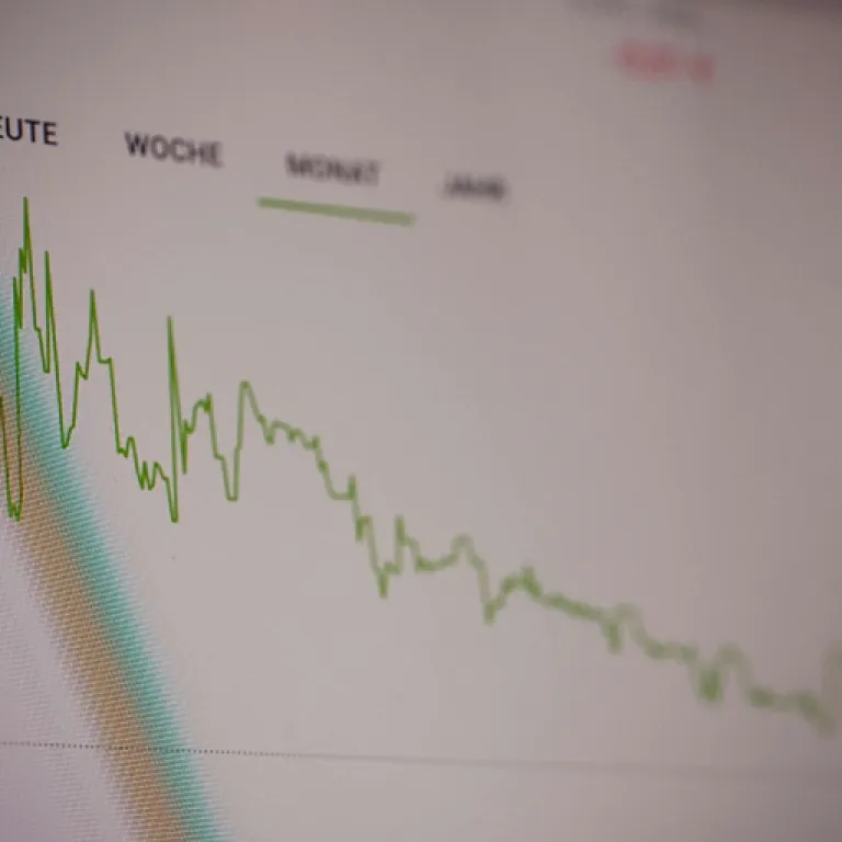 Optimiser la gestion financière grâce aux fiches budget : outils et stratégies pour les professionnels